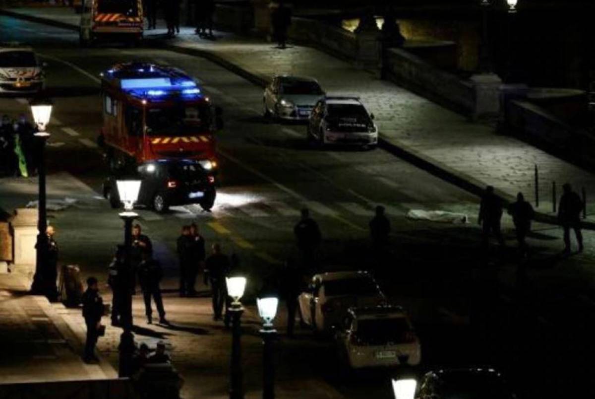 Policías matan a dos personas en vehículo que intentó embestirlos en París
