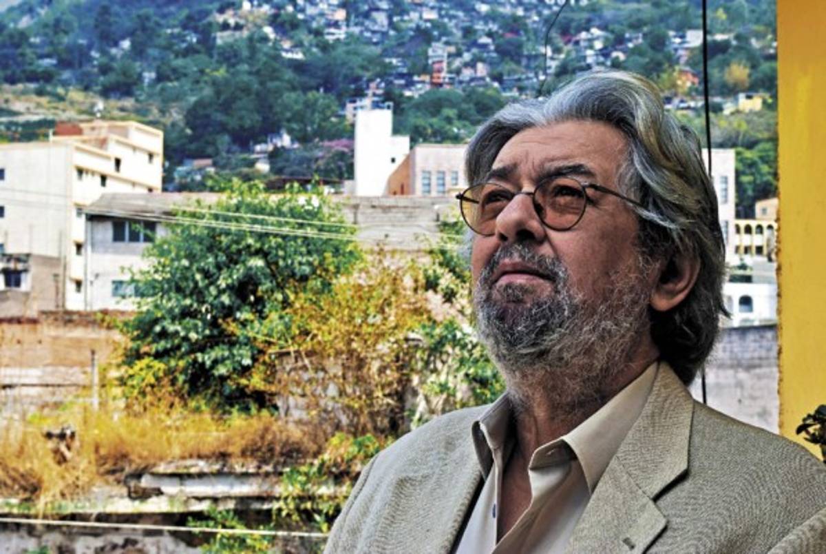 Rigoberto Paredes, un poeta contra la corriente