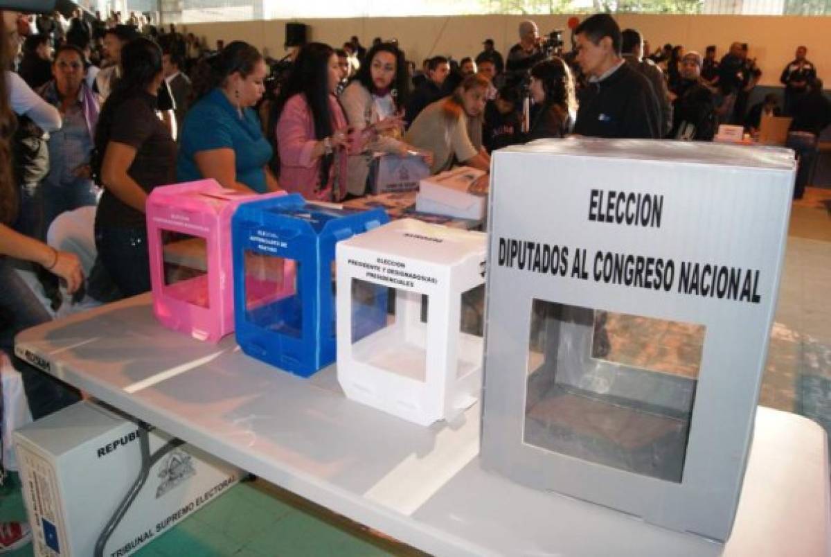 Honduras: Más de 300 mil personas manejarán elecciones primarias