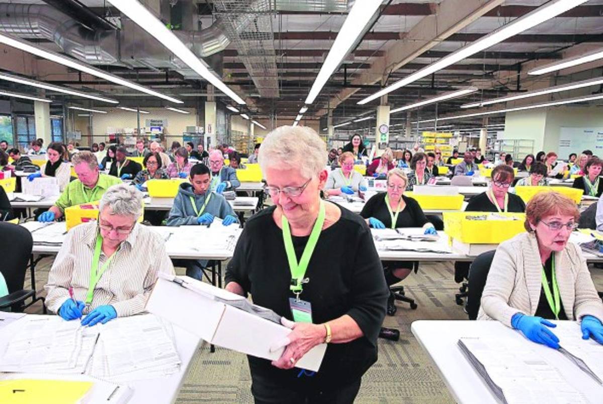 Hondureños en Estados Unidos se inclinan por la candidata Hillary Clinton