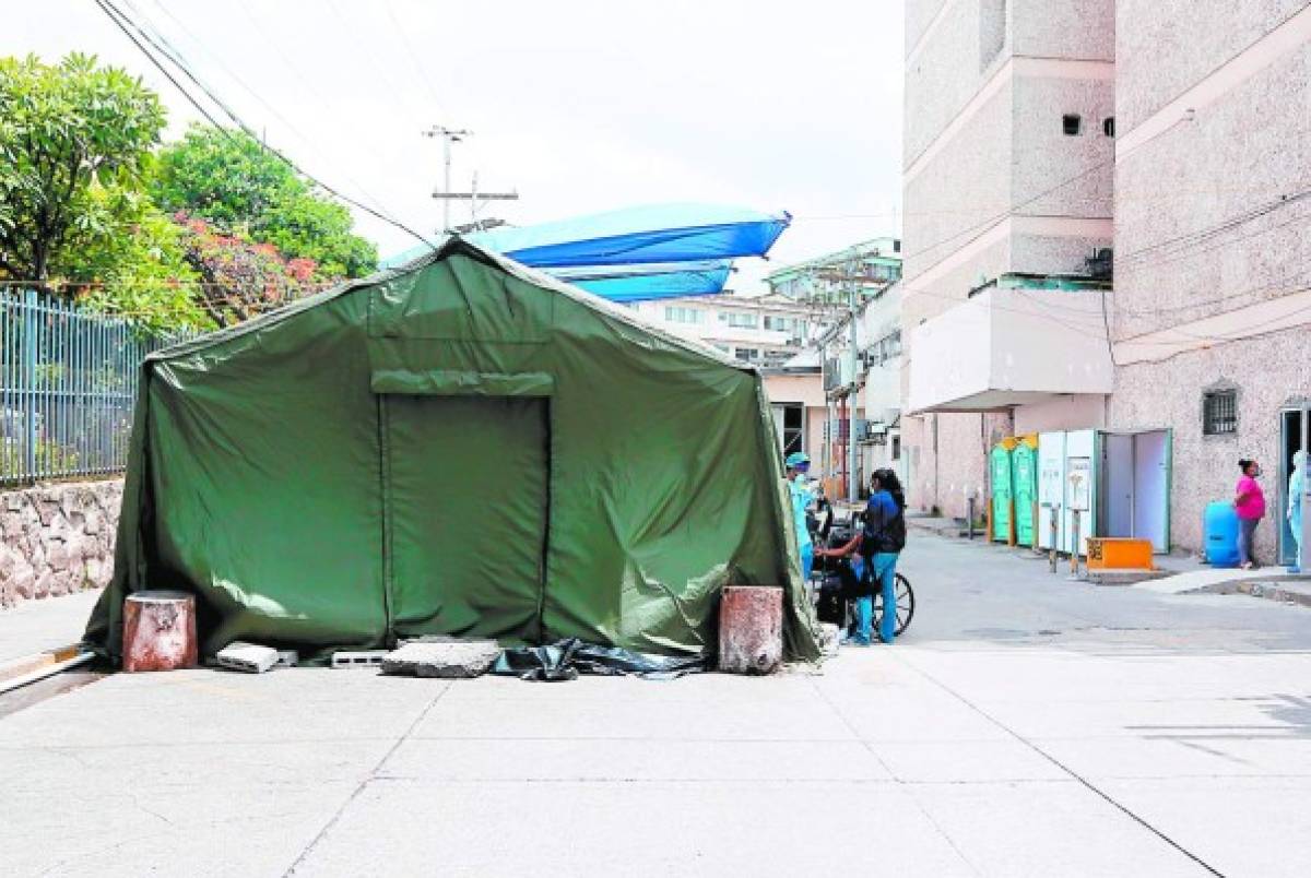 Trabajan en habilitar centro de triaje en el Bazar del Sábado