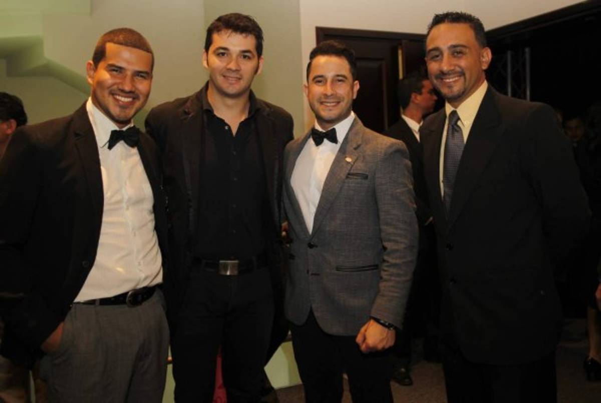 Entregan Orden José Cecilio del Valle a Jorge Montenegro