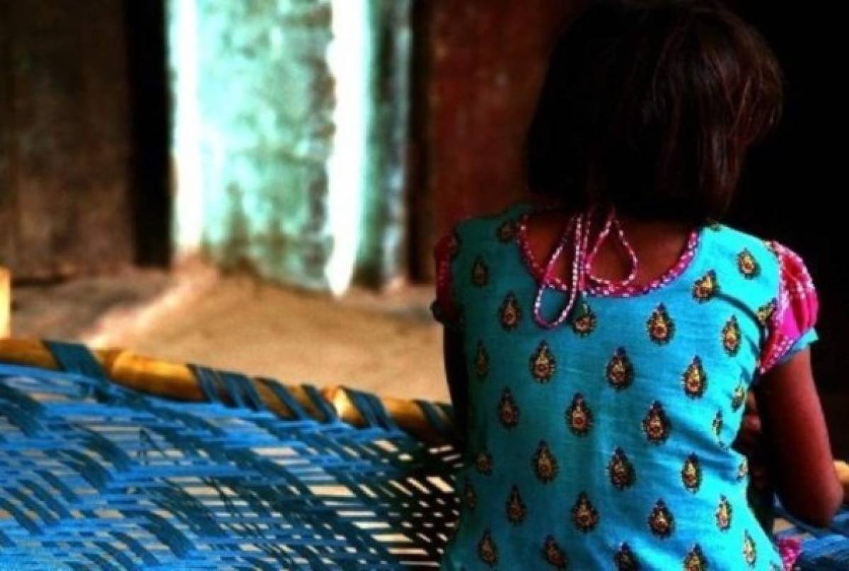 Da a luz una niña de 10 años víctima de violación en India
