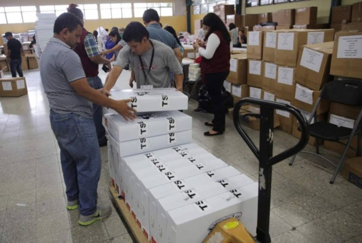 Honduras: El polémico escáner ya no va, anuncia el TSE