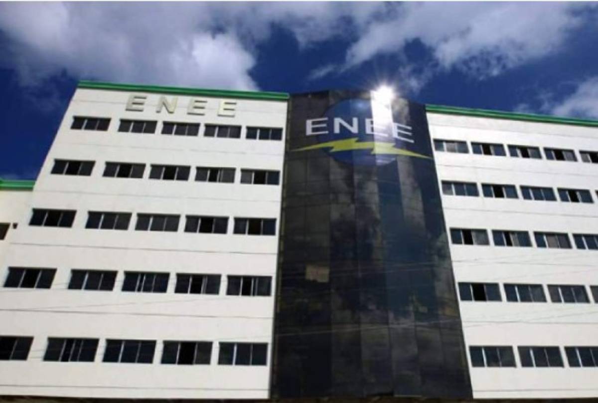 En riesgo de fracasar el plan de rescate del sector eléctrico por falta de ejecución