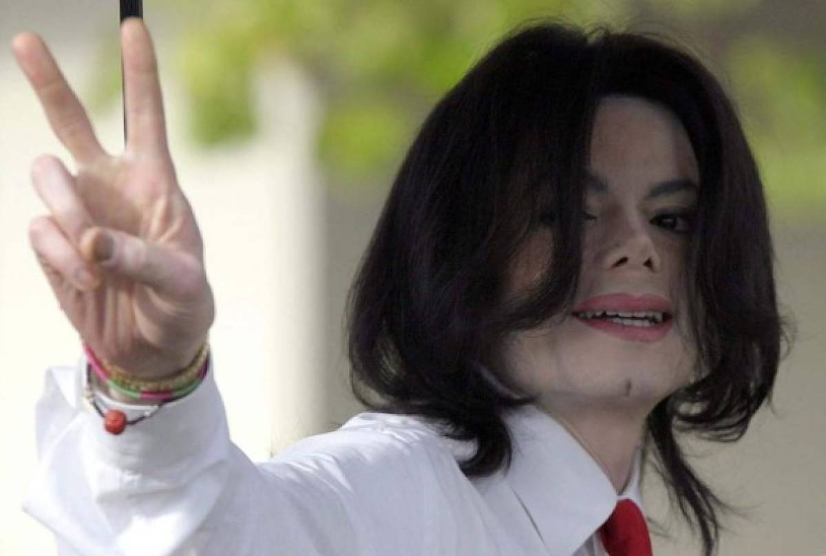 Revelan cómo habría sido el rostro de Michael Jackson sin el cambio de imagen