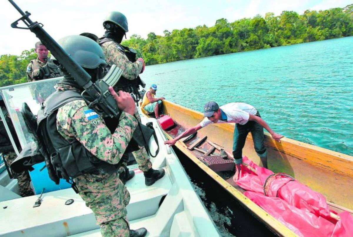 Honduras: Férreo control militar en el mar y en la laguna de Caratasca