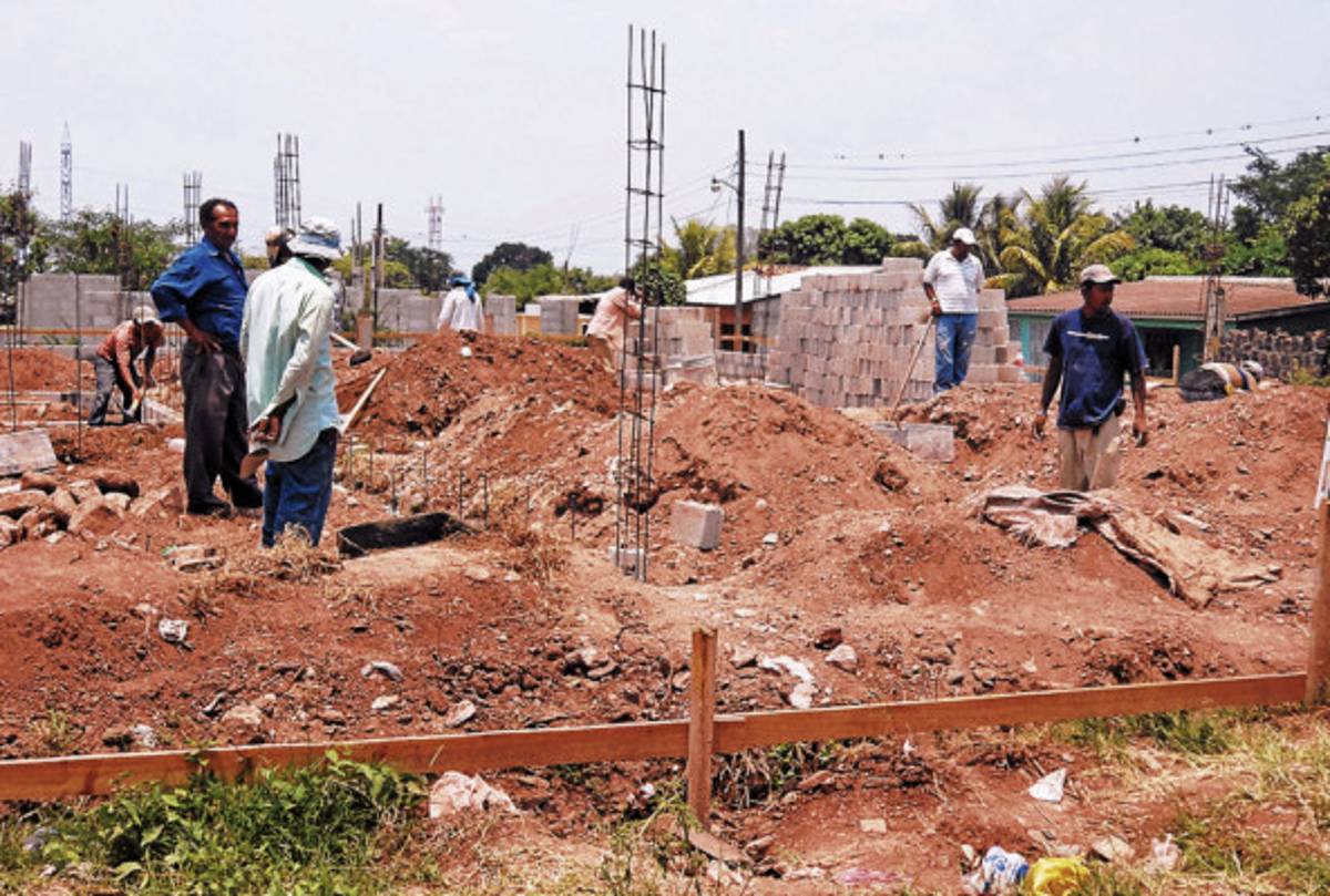 Construyen edificio anexo en la municipalidad de Lejamaní