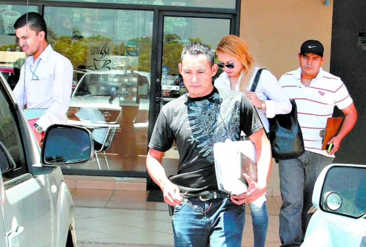 Fiscales inspeccionan el Registro de la Propiedad