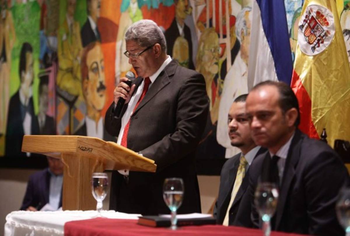 EL HERALDO y la UPNFM inauguraron la semana del idioma