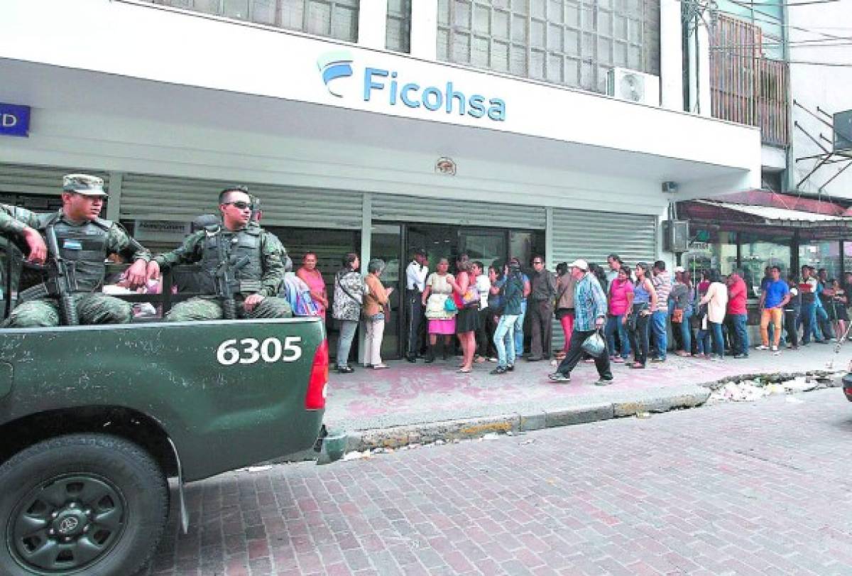 Negocios cerrados, caos vial y cuantiosas pérdidas en Honduras