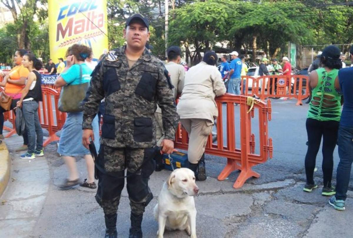 Seguridad y asistencia médica en la Cuarta Vuelta Ciclista   