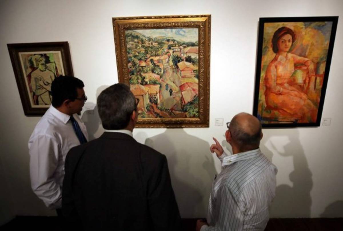 Rinden honor a la memoria del artista benigno Gómez