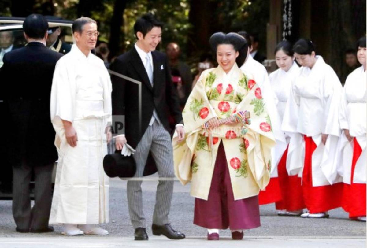 Princesa japonesa se casa con plebeyo y pierde su título