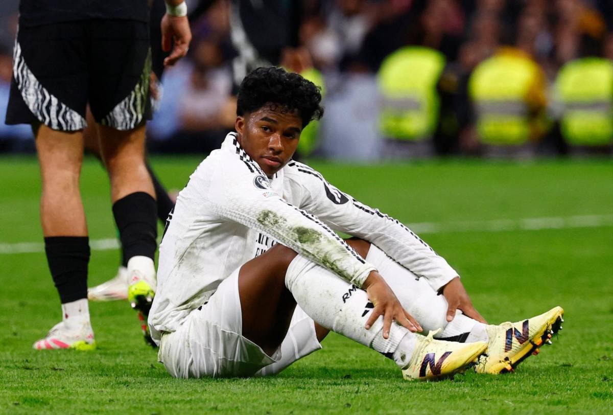 Jugador tiene pensado dejar el Real Madrid; Xabi Alonso no lo pone a jugar