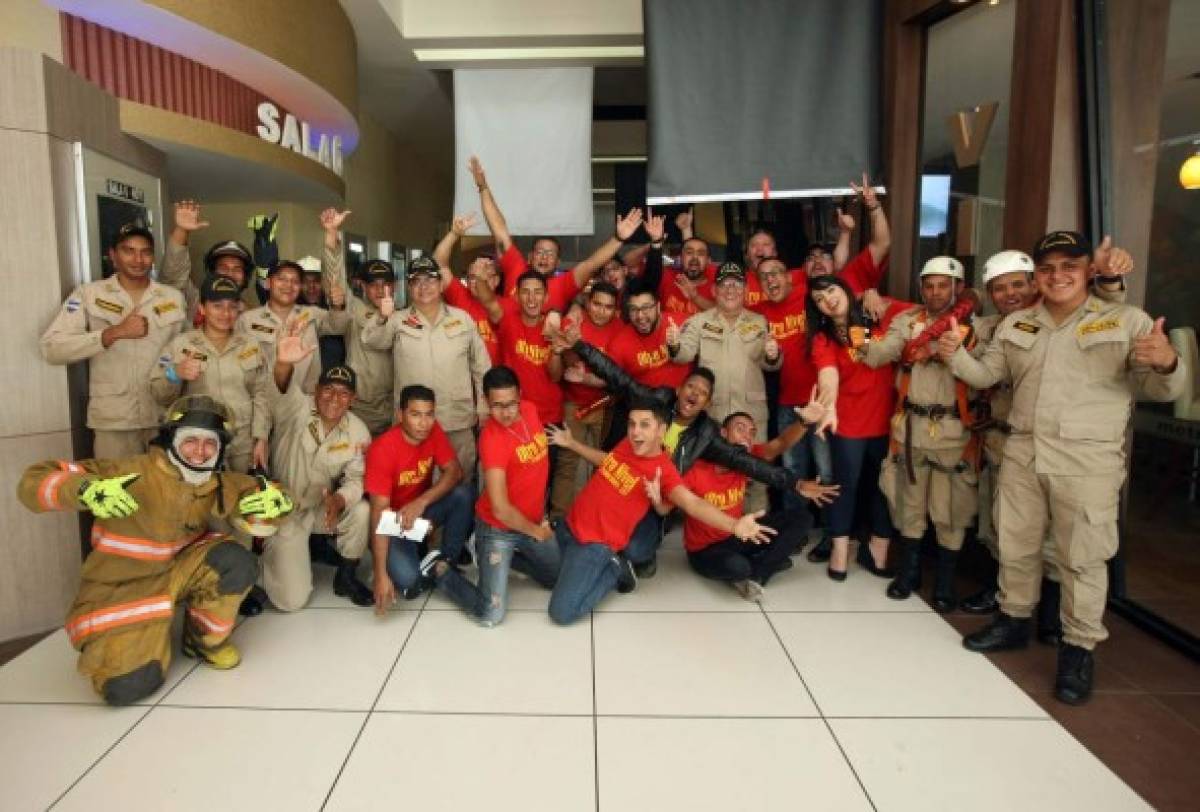 'bomberos al rescate”, la cinta que hará arder la taquilla