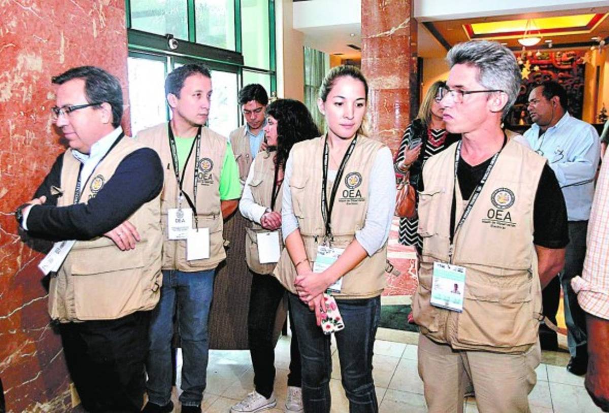 Ocho países apoyan la decisión del TSE de realizar recuento