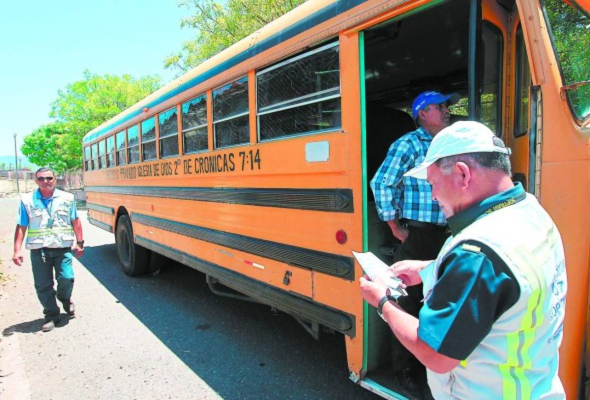 Tegucigalpa: 2,500 buses deben someter a revisión
