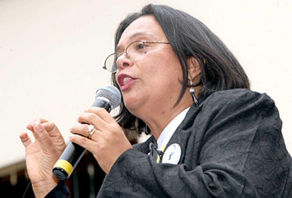 Oficial involucrado es menor que sus dos víctimas