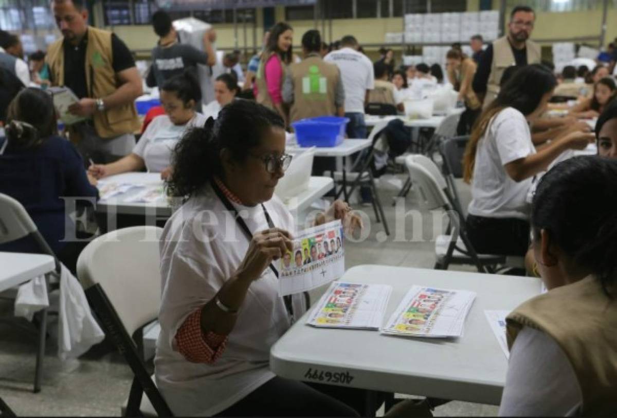 TSE: Escrutinio voto por voto marcha a un ritmo de cien actas por hora   