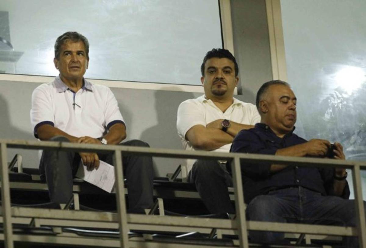 Jorge Luis Pinto y su fin de semana ajetreado