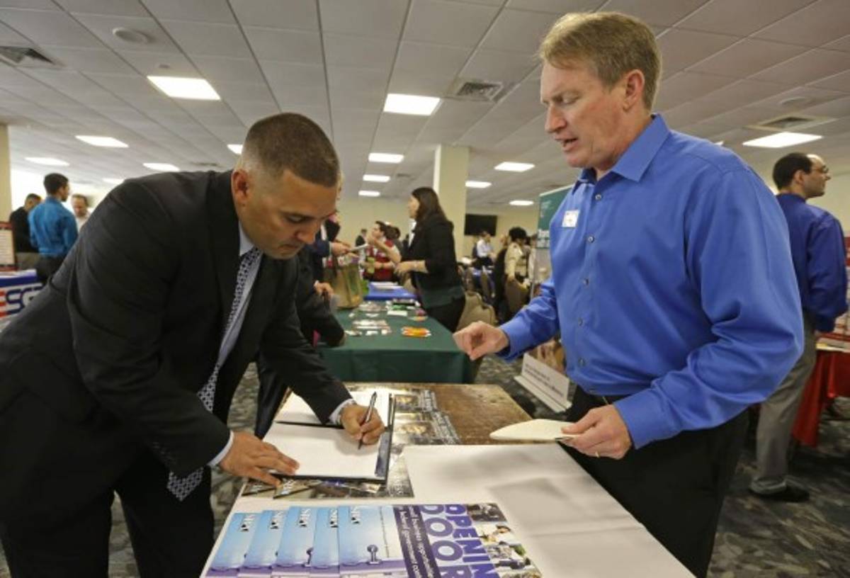 Aumenta oferta de empleos