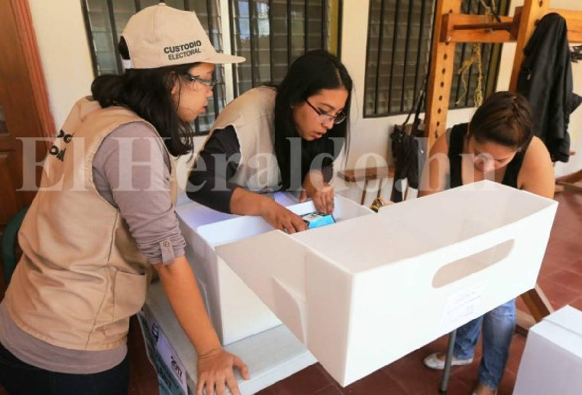 Un nuevo TSE y la ley de política limpia rumbo a las generales