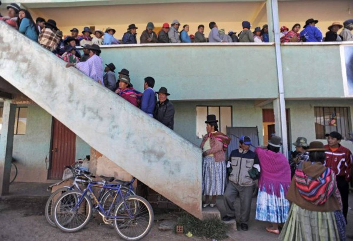 Evo Morales, reelecto para un tercer mandato tras arrasar en elecciones