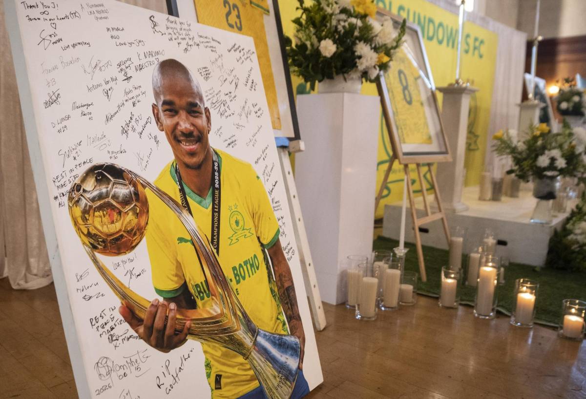Messi y Cristiano Ronaldo se unen: emotivo funeral del futbolista Jayden Adams