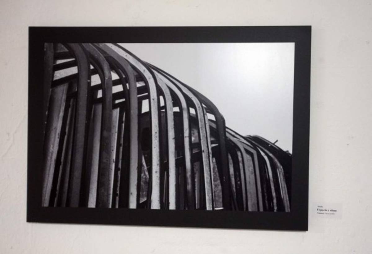 Objetos expuestos en la muestra 'Contra luz de la materia”