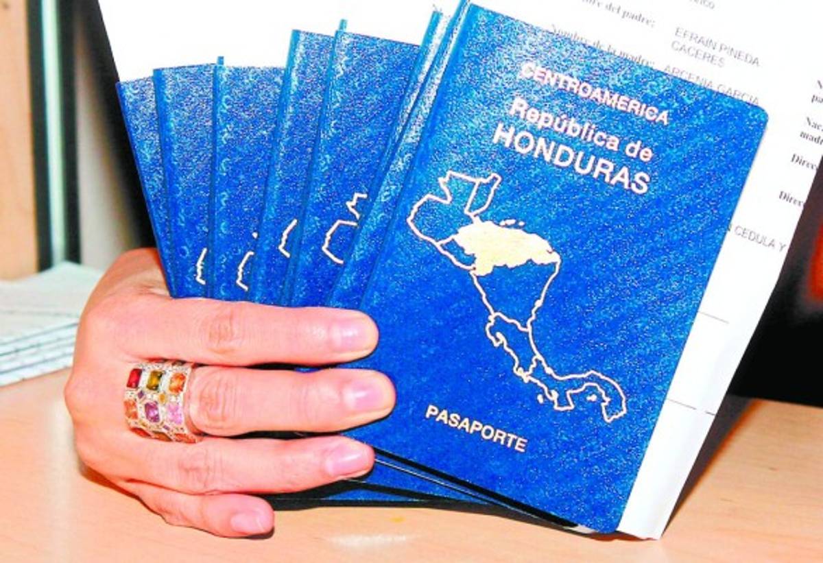 Pasaportes.020210.