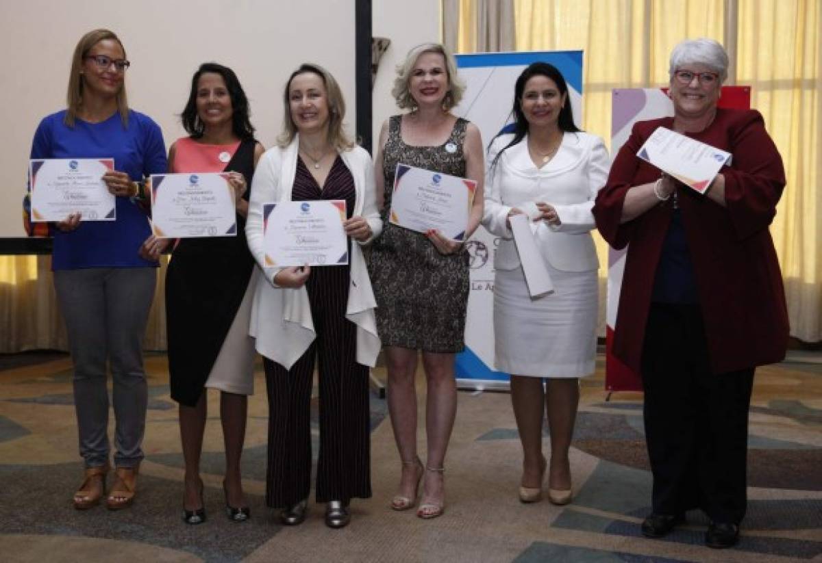 Un encuentro de negocios en el Women Business