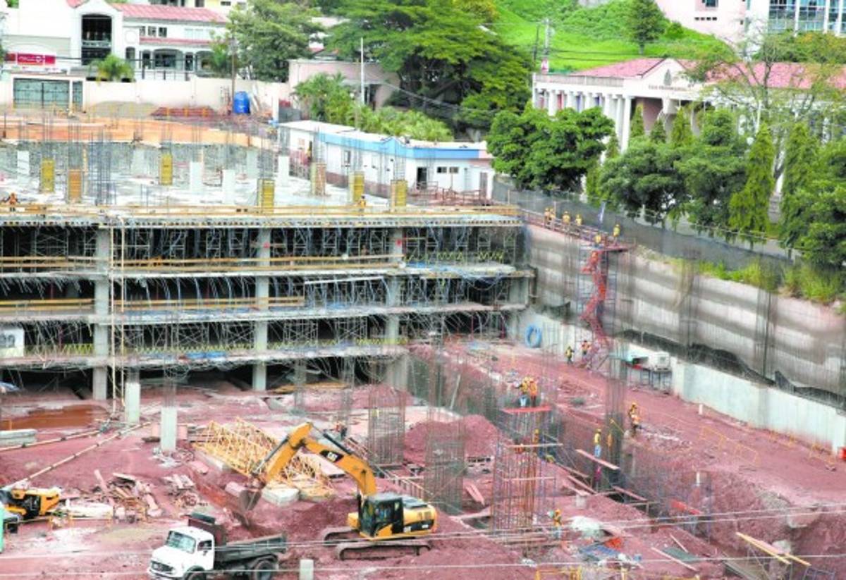 Leves retrasos han tenido los mega proyectos de Alianza Público Privada