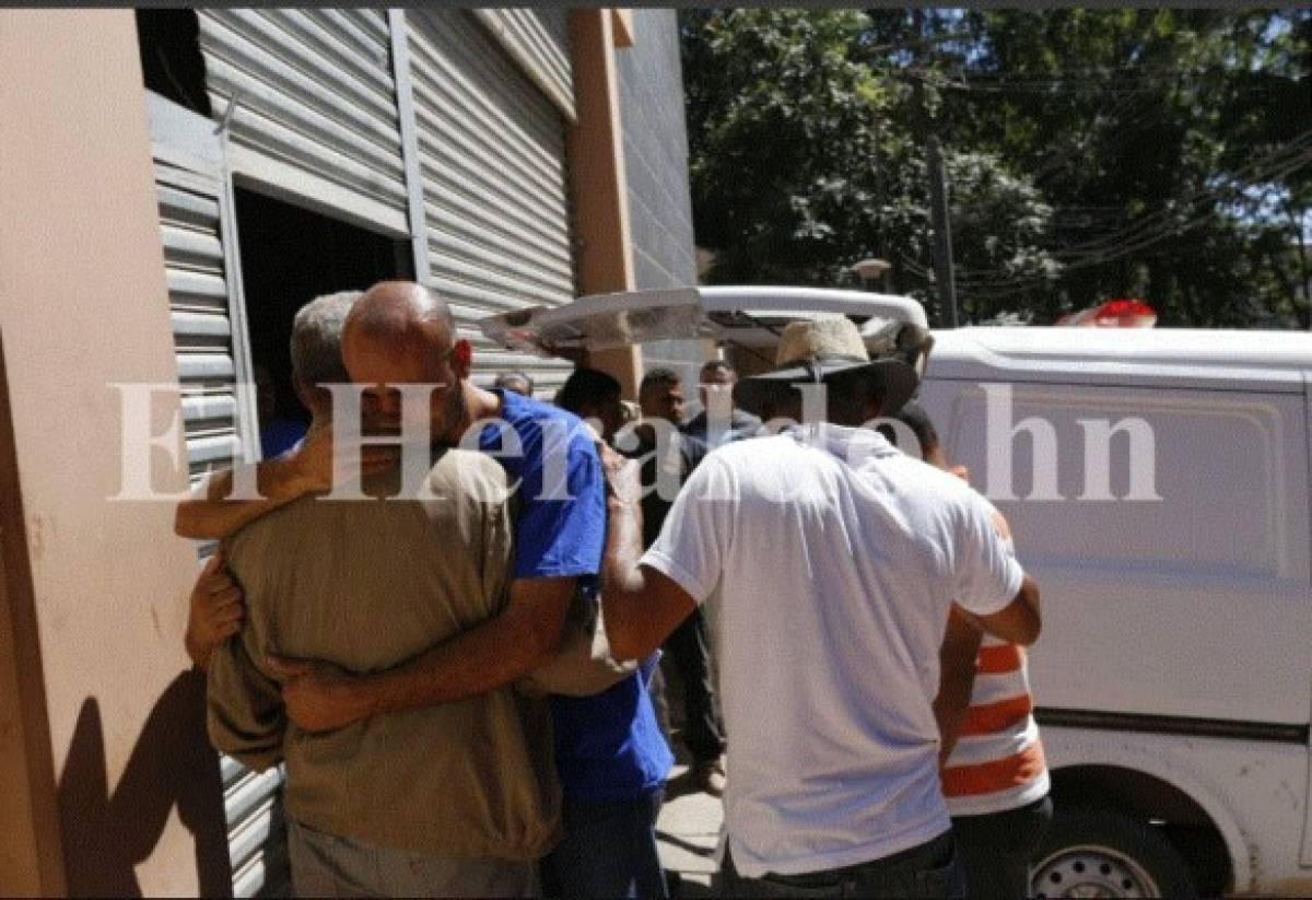 Retiran de la morgue cadáveres de víctimas de accidente en cuesta La Moramulca, al sur de Honduras