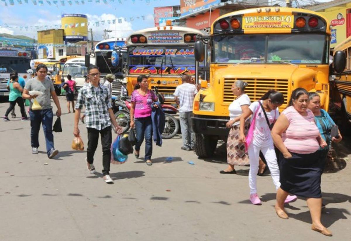 Unos 315 mil capitalinos saldrán de la ciudad durante esta semana