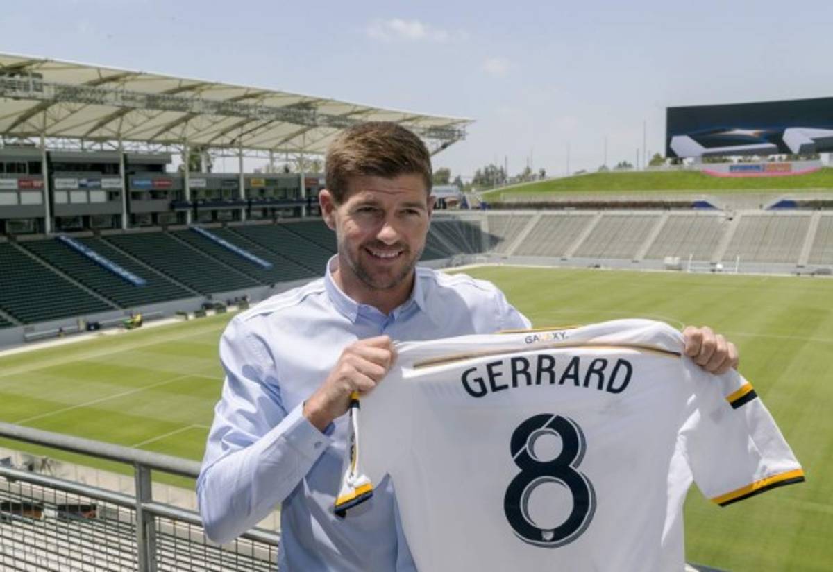 El histórico Steven Gerrard se retira del fútbol a los 36 años