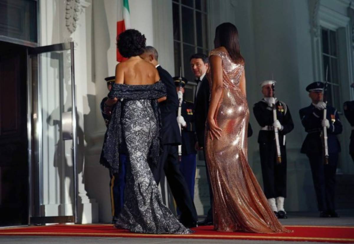 Michelle Obama sorprende con hermoso vestido en última cena de Estado