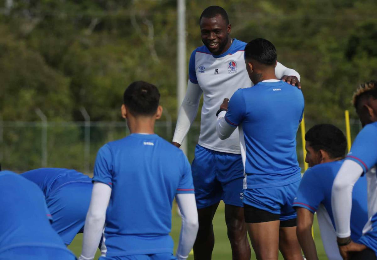 Entre risas y diversión se prepara Olimpia para enfrentar las semifinales de Liga Nacional