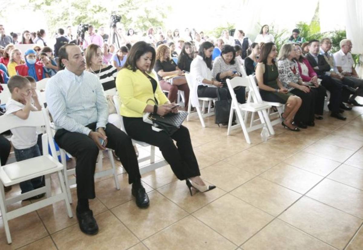 Pani busca vender por décimos la Lotería Mayor