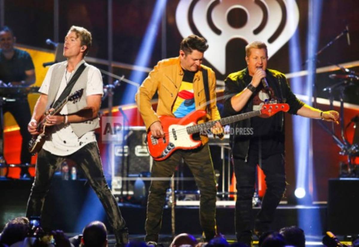 Policía: Amenaza de bomba pone fin a concierto de Rascal Flatts