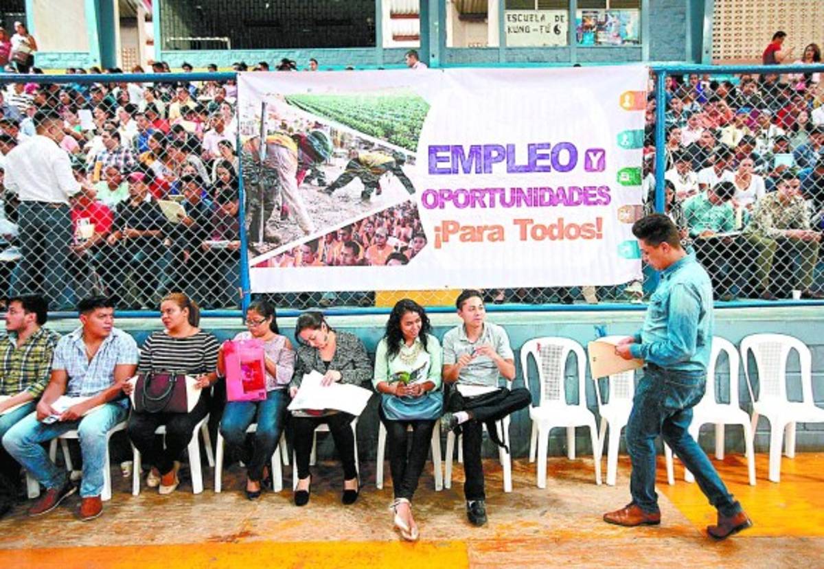 Ofrecerán 500 plazas mañana en feria de empleo
