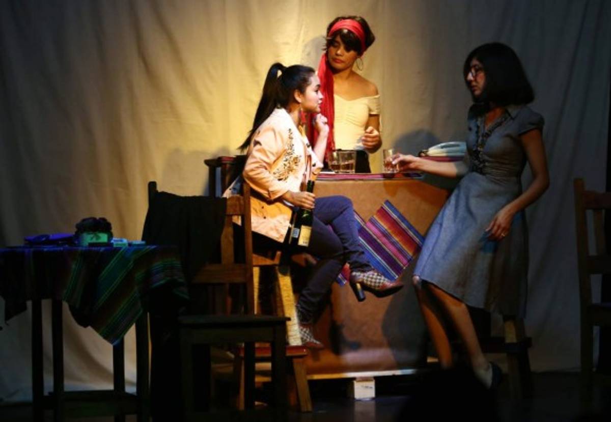 Bambú expuso el machismo en la obra 'Hombres”