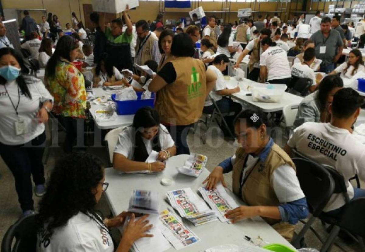 TSE: Escrutinio voto por voto marcha a un ritmo de cien actas por hora   