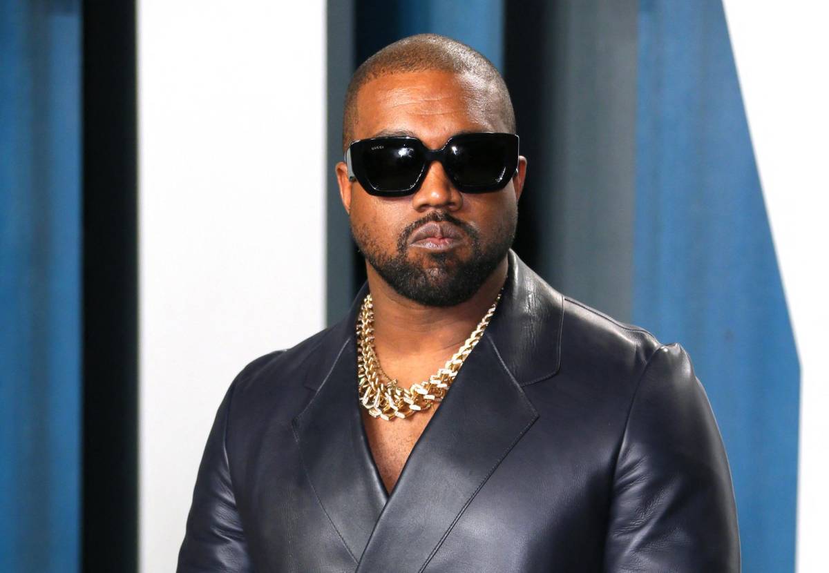 El rapero Kanye West quiere comprar la red social Parler