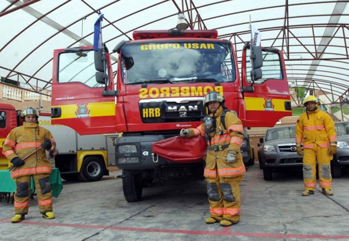 Bomberos y su apoyo incondicional