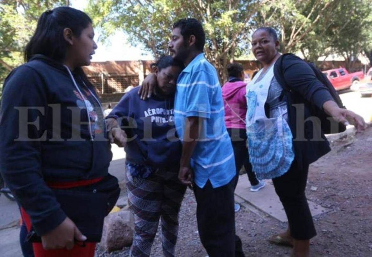 Honduras: Entregan a familias cuerpos de jóvenes víctimas de masacre en velorio