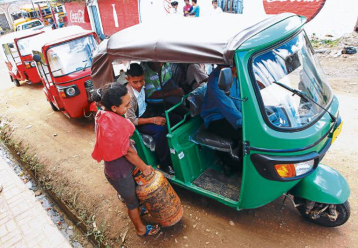 Mototaxis, alternativa de transporte en la periferia de Comayagüela