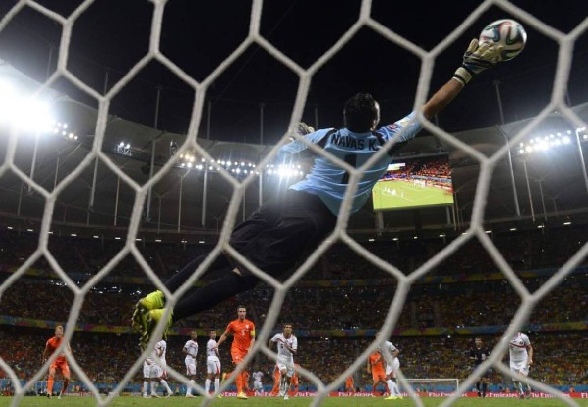 VIDEO: El paradón de Keylor Navas a Wesley Sneijder