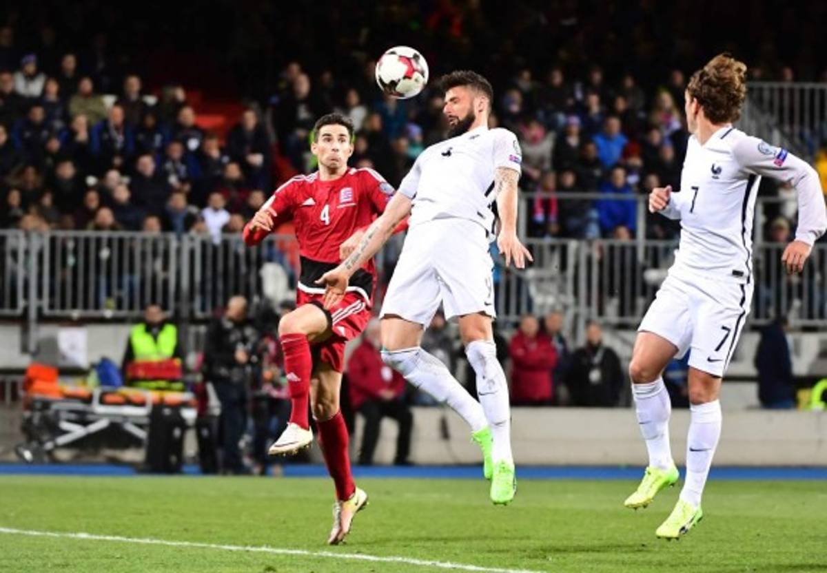 Francia gana en Luxemburgo con doblete de Olivier Giroud y sigue líder de su grupo