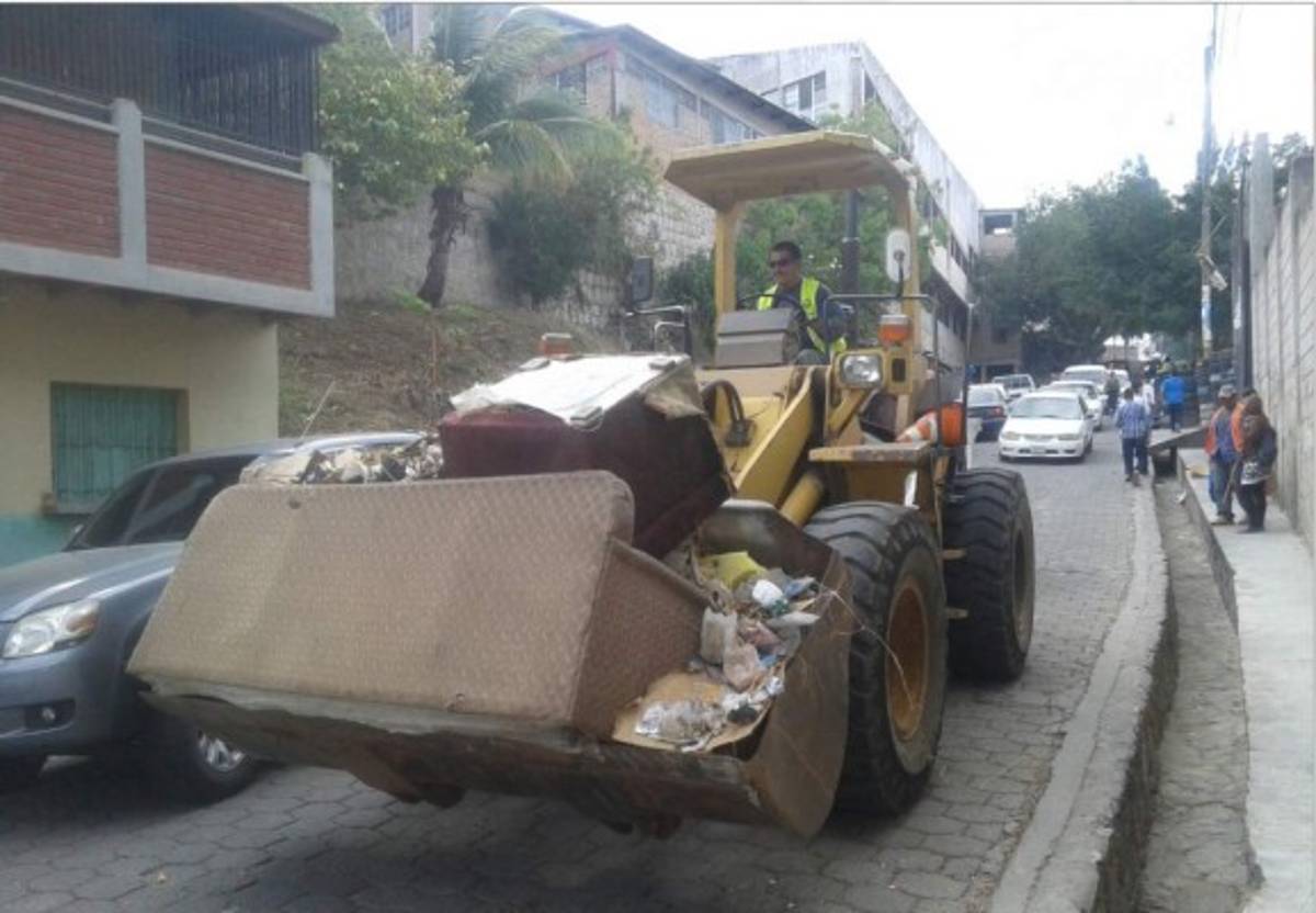 Honduras: Realizan operativos de limpieza contra el zika en colonias de la capital